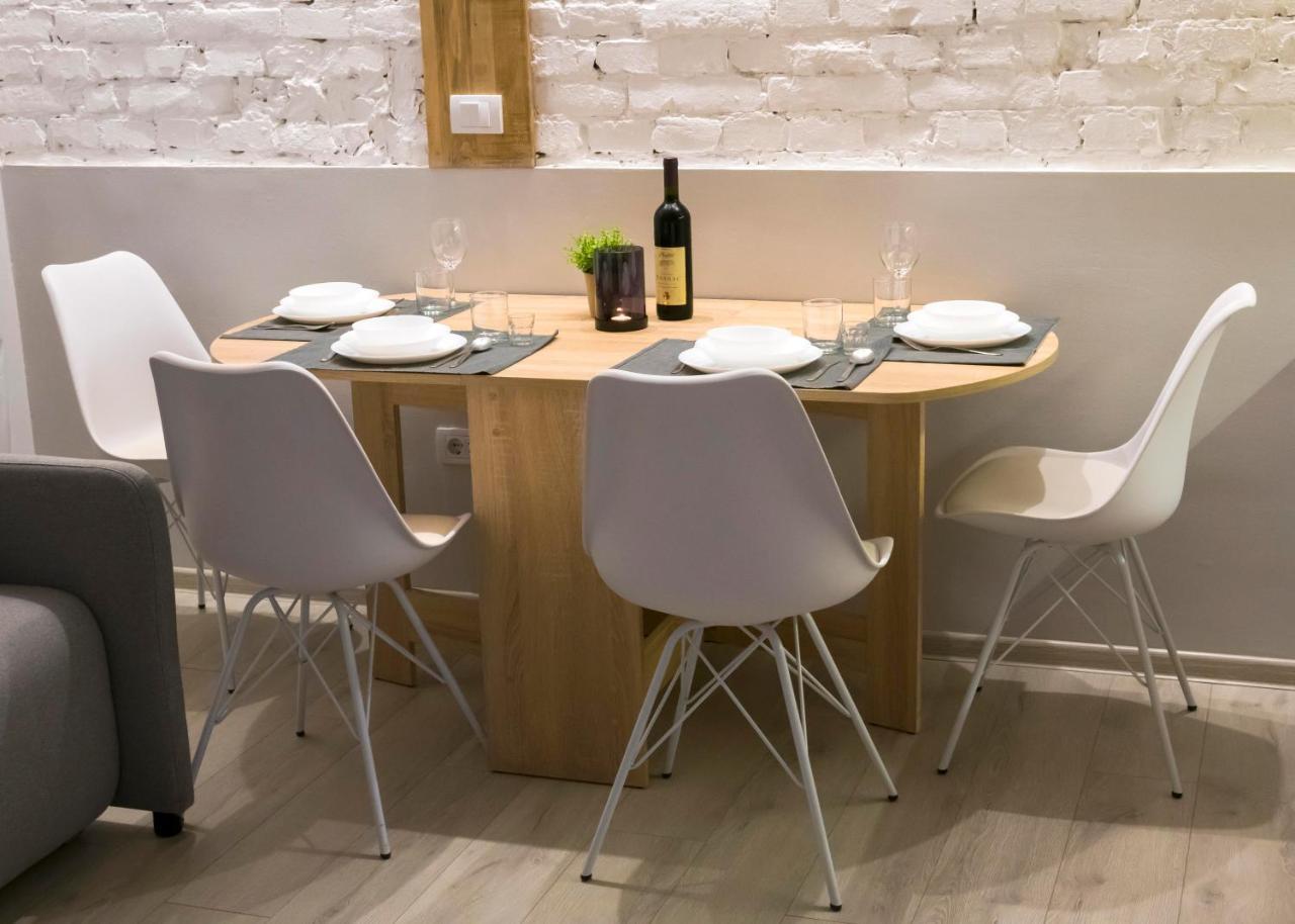 Brigitte'S Central Beograd Ngoại thất bức ảnh